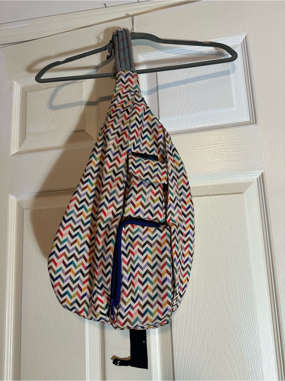 Kavu Multicolor Chevron Crossbody Sling Bag